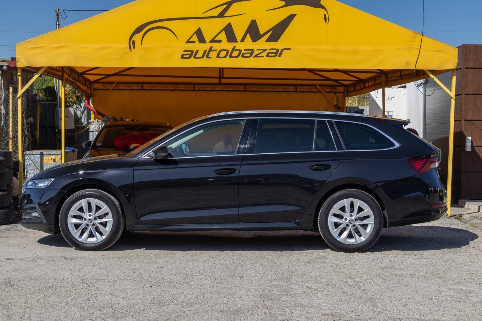 Škoda Octavia Combi 2.0 TDI SCR Style DSG – Obrázok 5