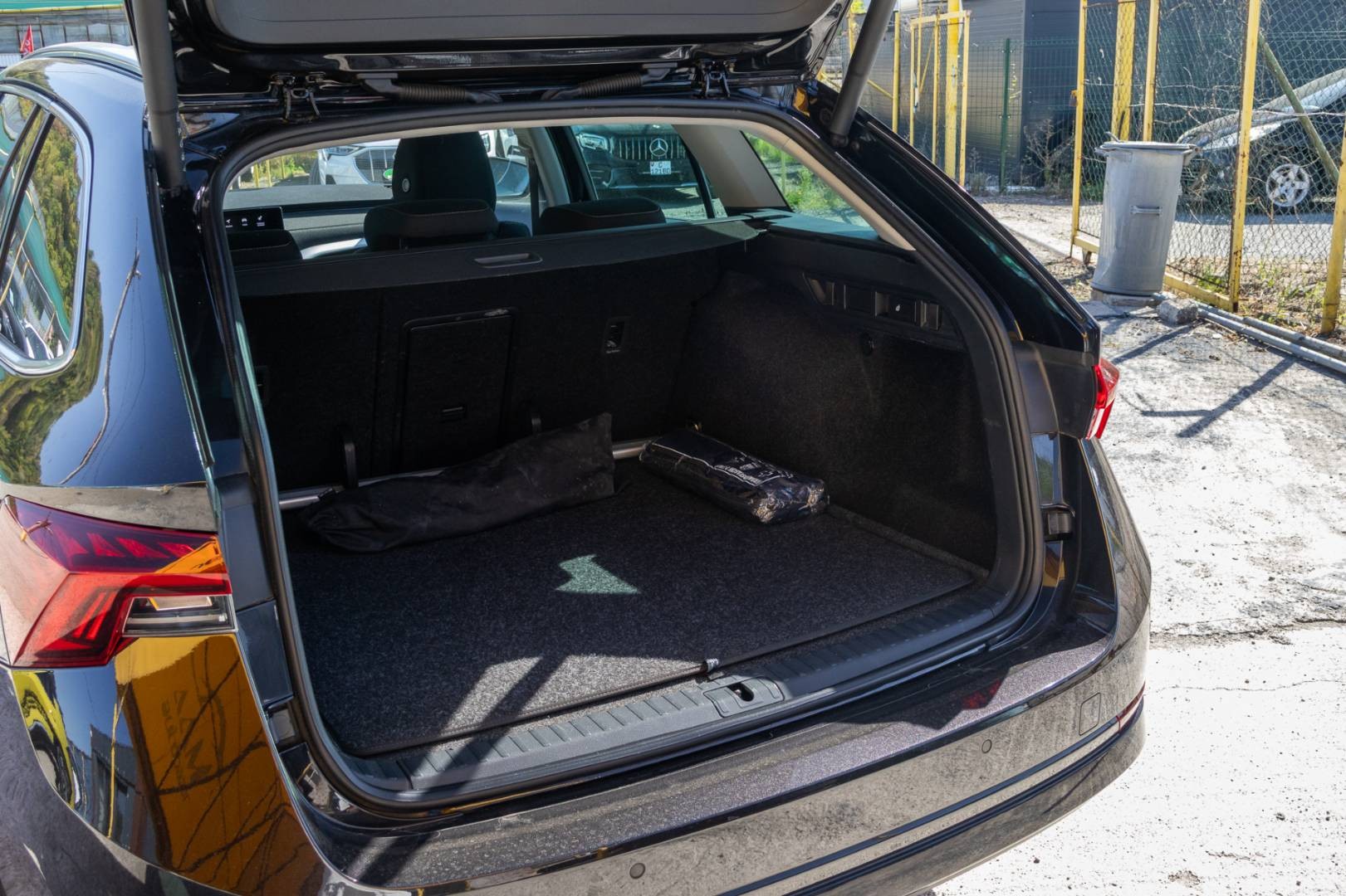 Škoda Octavia Combi 2.0 TDI SCR Style DSG – Obrázok 9