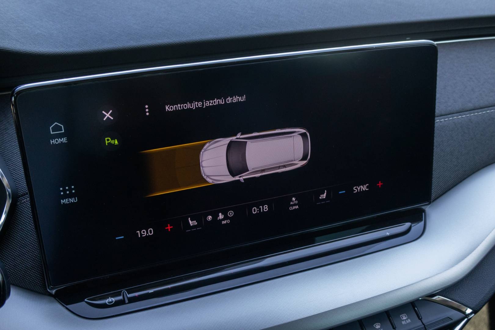 Škoda Octavia Combi 2.0 TDI SCR Style DSG – Obrázok 21