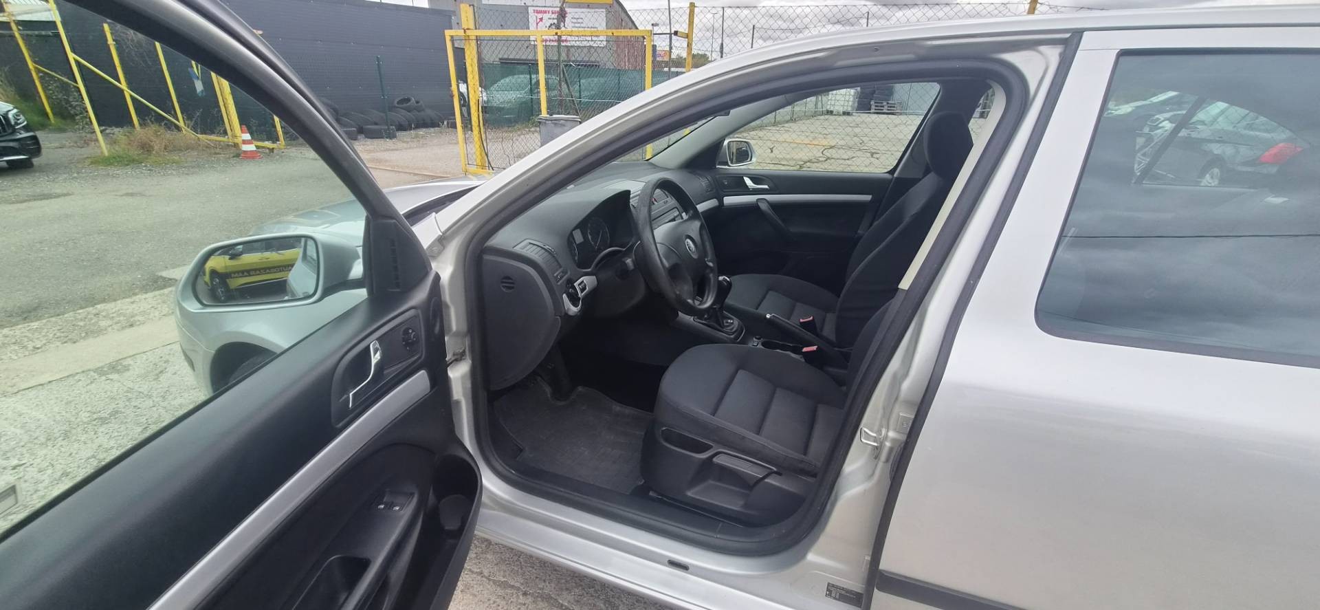 Škoda Octavia 1.9 TDI Ambiente – Obrázok 7