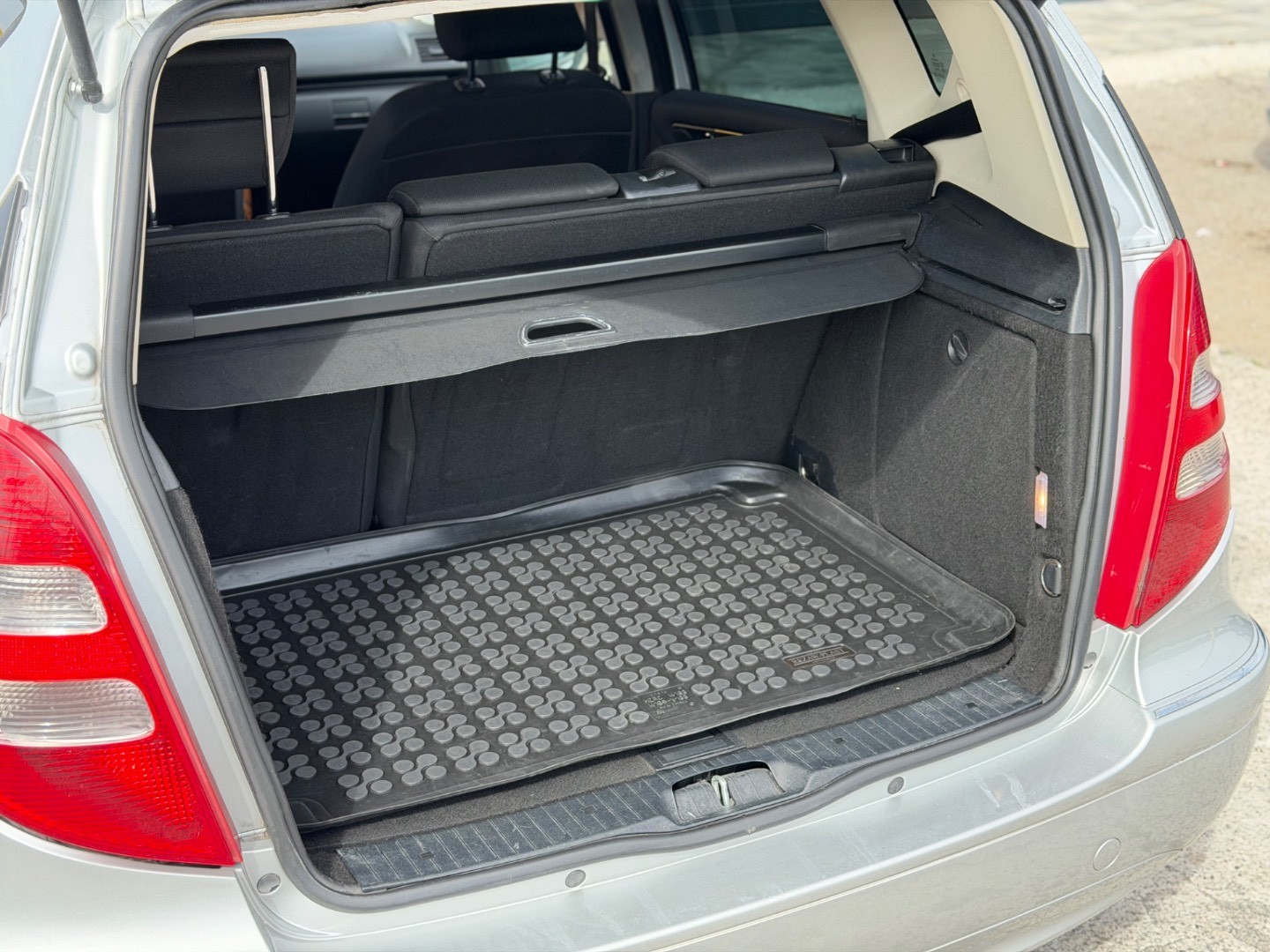 Mercedes-Benz A trieda 180 CDI Elegance AUTOTRONIC – Obrázok 9