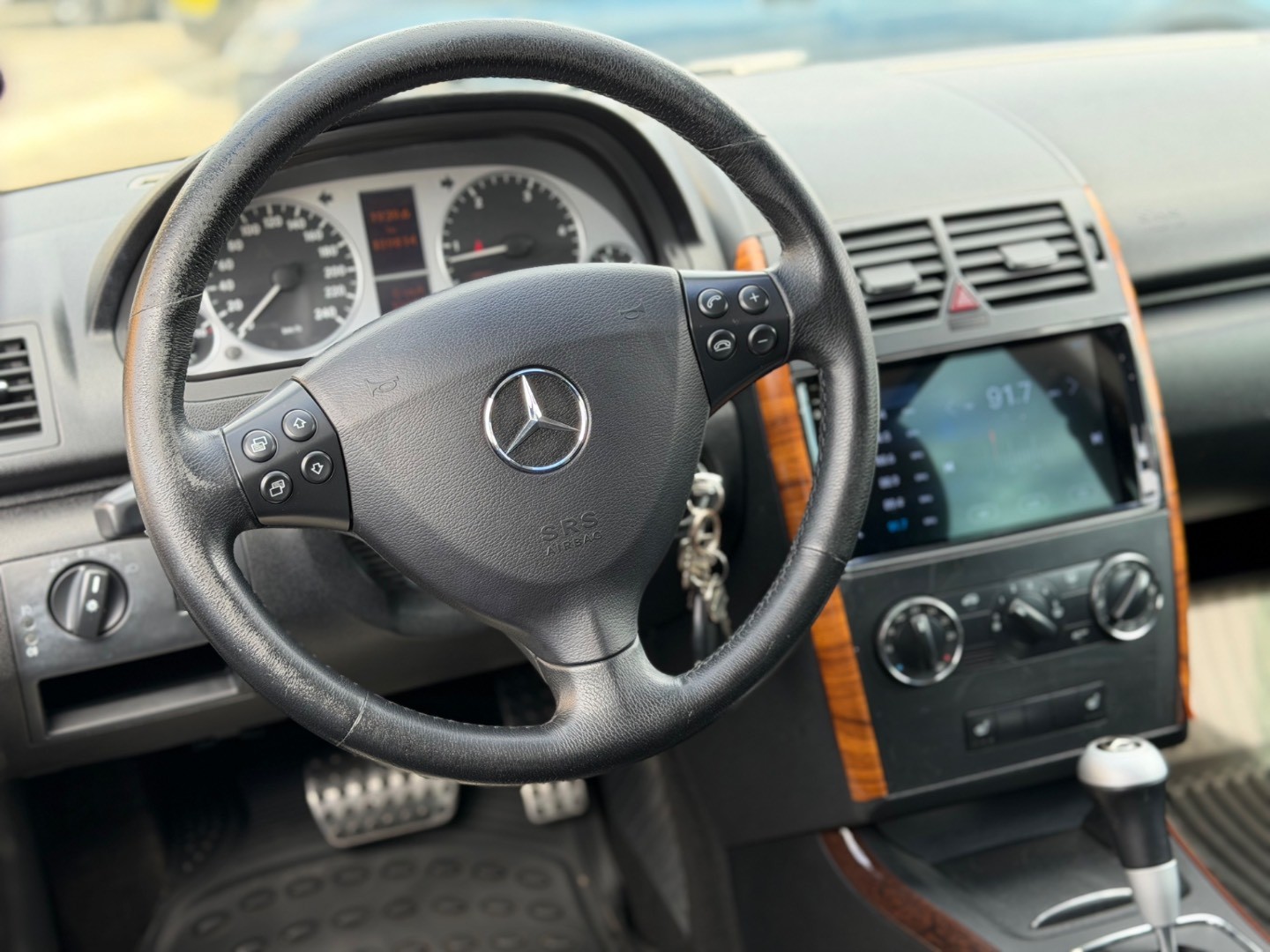 Mercedes-Benz A trieda 180 CDI Elegance AUTOTRONIC – Obrázok 12