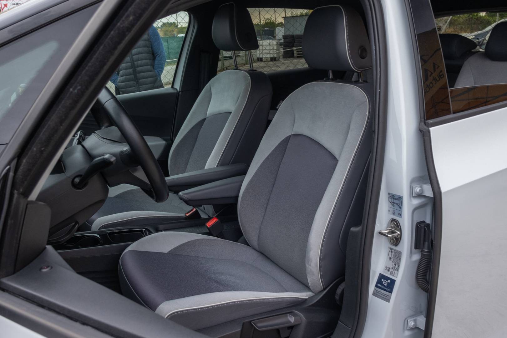 Volkswagen ID.3 58kWh -2021/64tis. KM-Tep. čerpadlo -NEBÚRANÉ – Obrázok 12