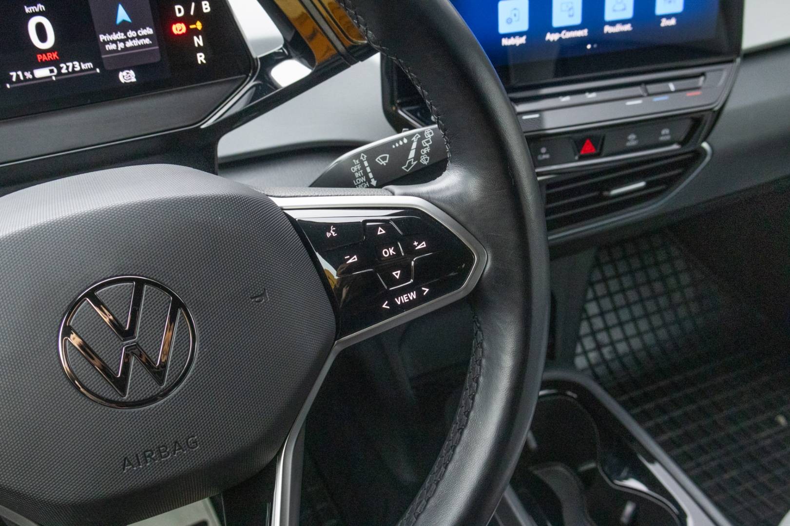 Volkswagen ID.3 58kWh -2021/64tis. KM-Tep. čerpadlo -NEBÚRANÉ – Obrázok 17