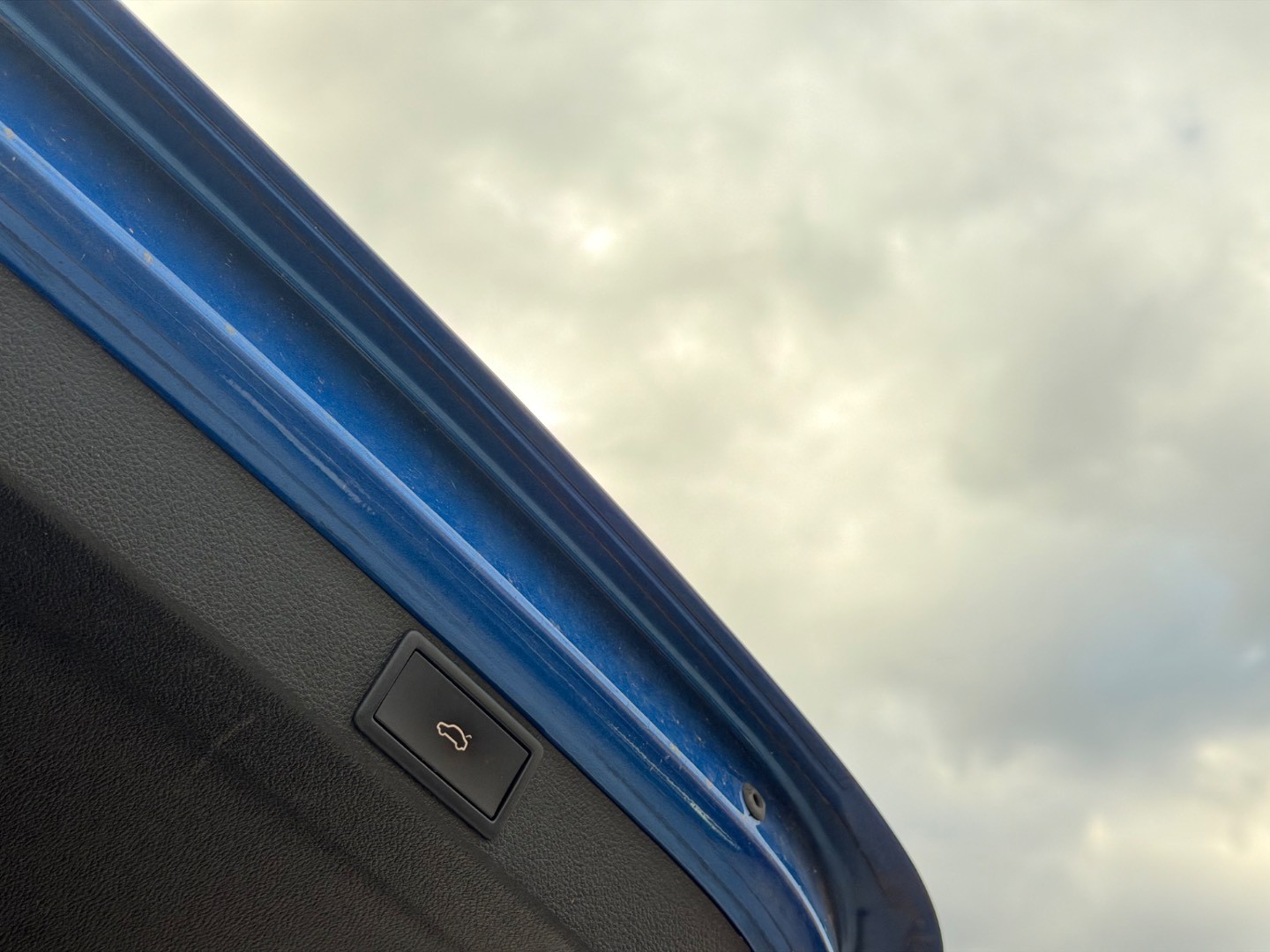 Škoda Octavia Combi 2.0 TDI SCR TOUR DSG – Obrázok 6