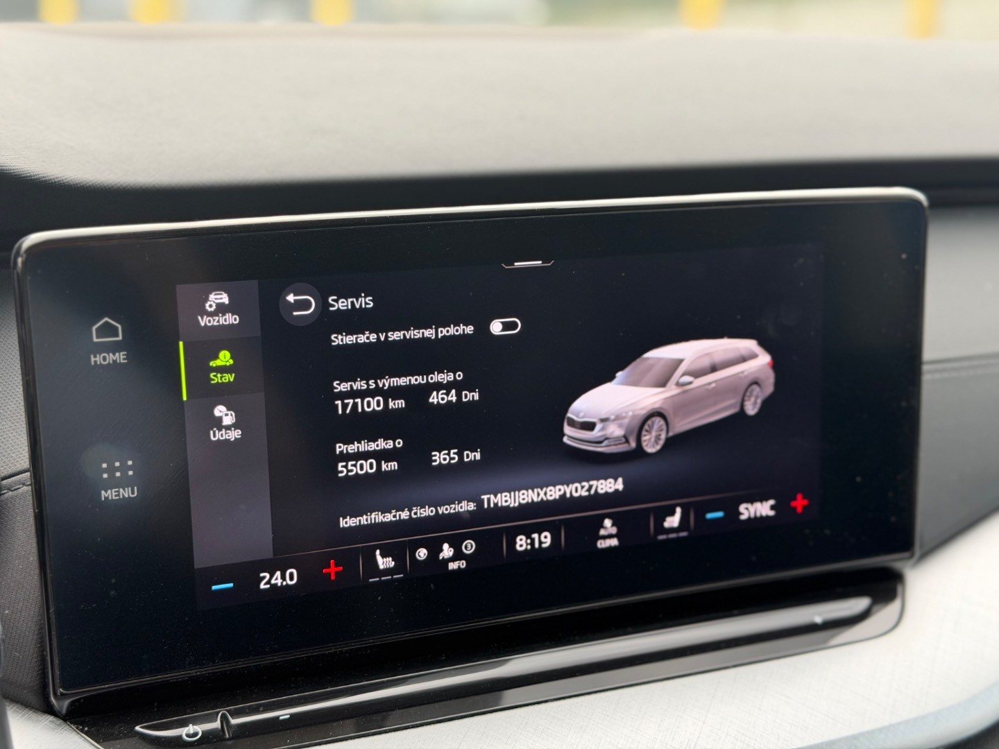 Škoda Octavia Combi 2.0 TDI SCR TOUR DSG – Obrázok 12