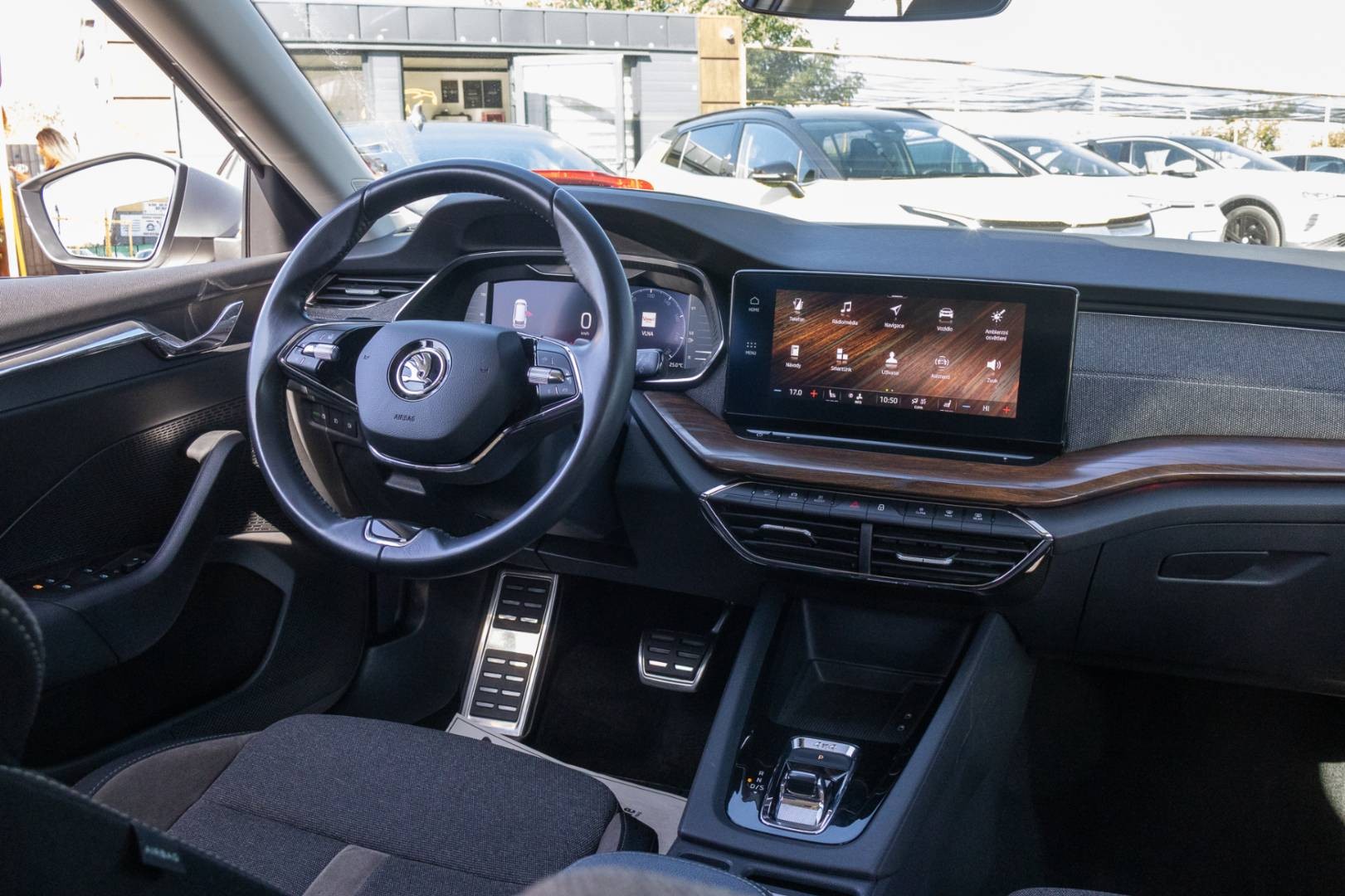 Škoda Octavia Combi 2.0 TDI Scout 4x4 DSG – Obrázok 12