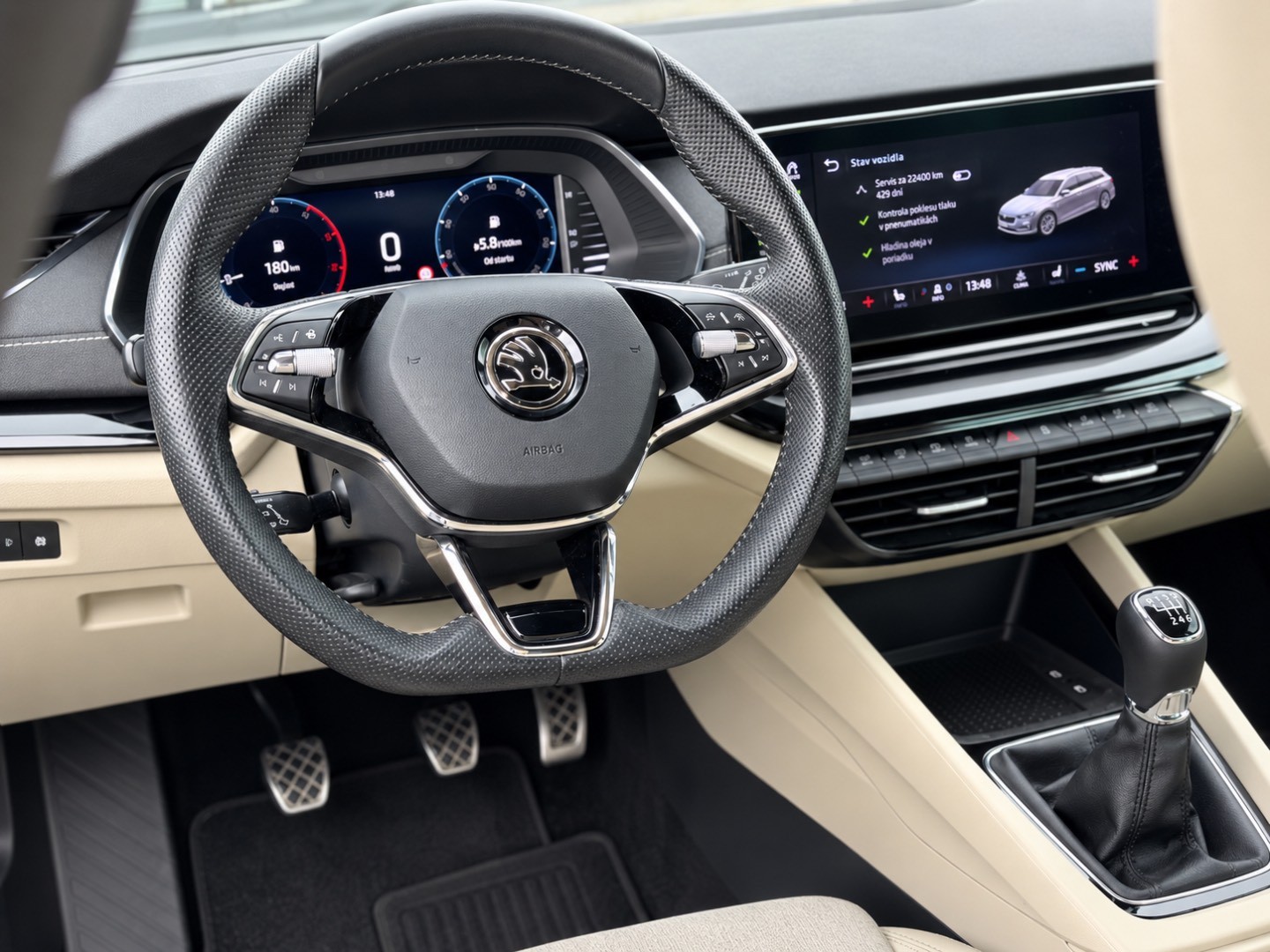 Škoda Octavia Combi 2.0 TDI SCR Style – Obrázok 9