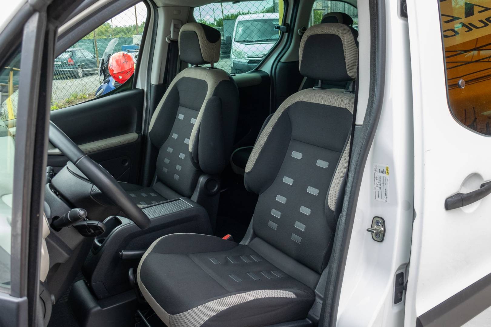 Citroën Berlingo 1.6 HDi 92k - SK Pôvod / 1.Majiteľ – Obrázok 12