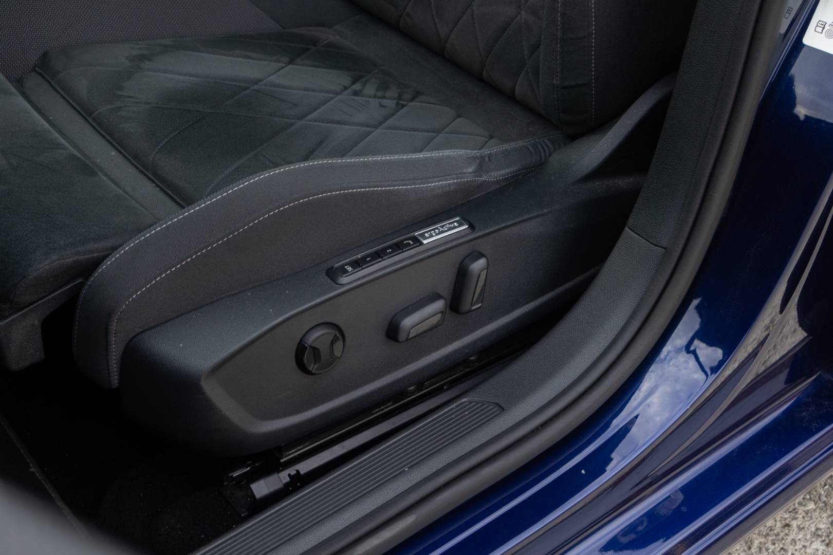 Volkswagen Golf 1.4 eHybrid GTE DSG – Obrázok 13