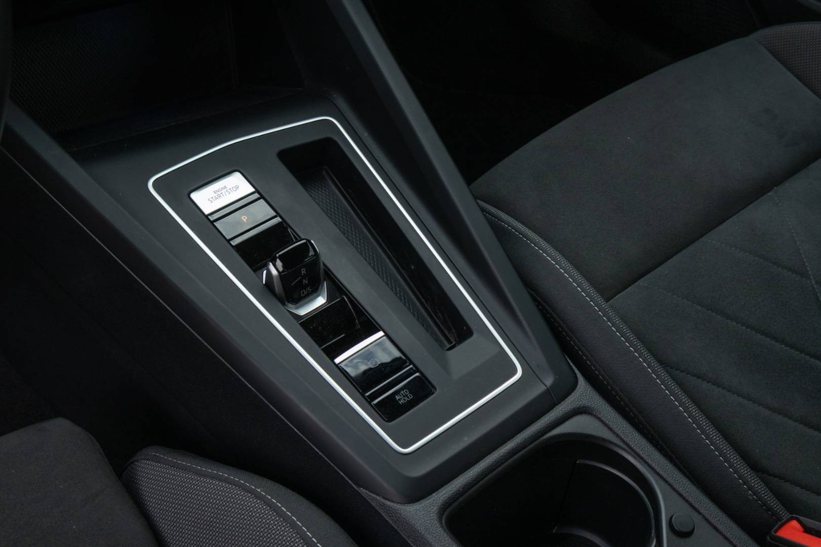Volkswagen Golf 1.4 eHybrid GTE DSG – Obrázok 28