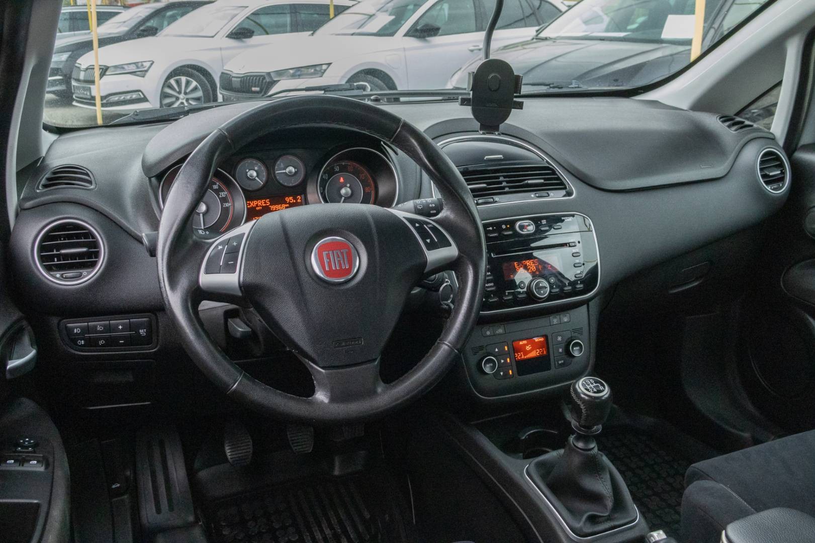 Fiat Grande Punto 1.4 Lounge - SK Pôvod/1.Majiteľ -NEHAVAROVANÉ – Obrázok 14