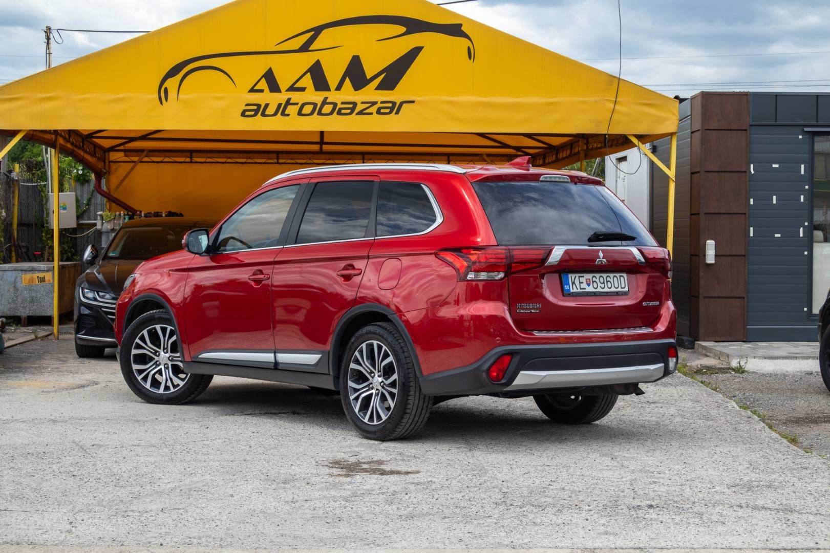 Mitsubishi Outlander 2.0 MIVEC LPG ,A/T, 4x4,7.Miest – Obrázok 6
