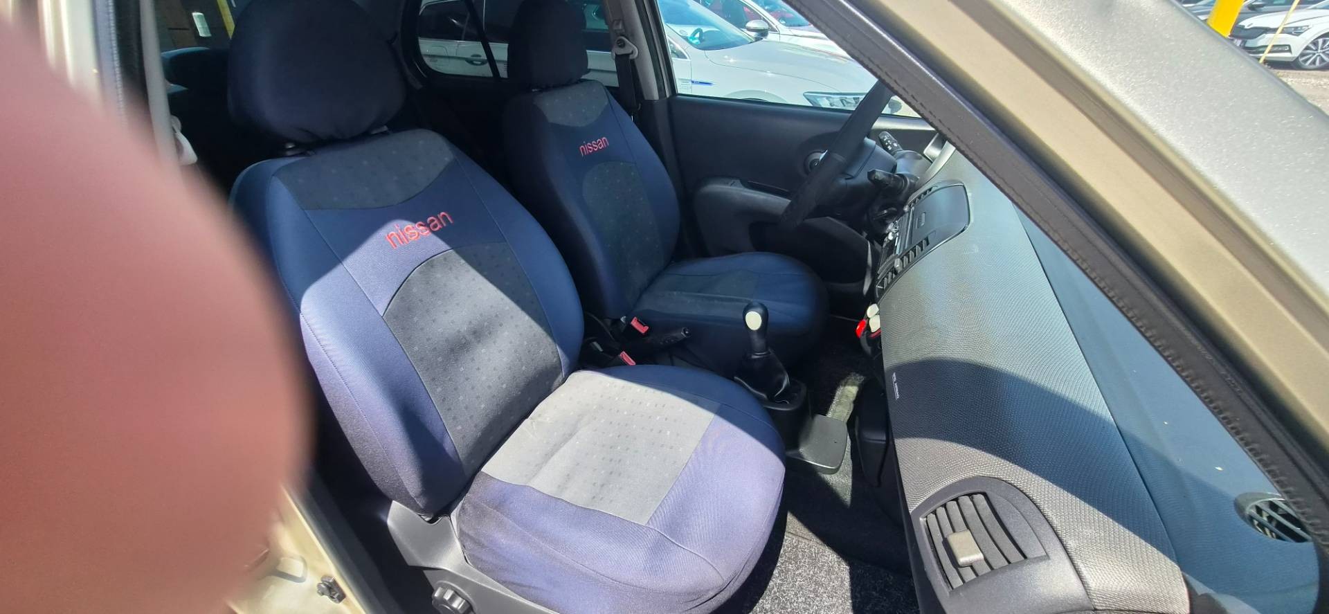 Nissan Micra 1.0 16V Femme Fatale – Obrázok 7