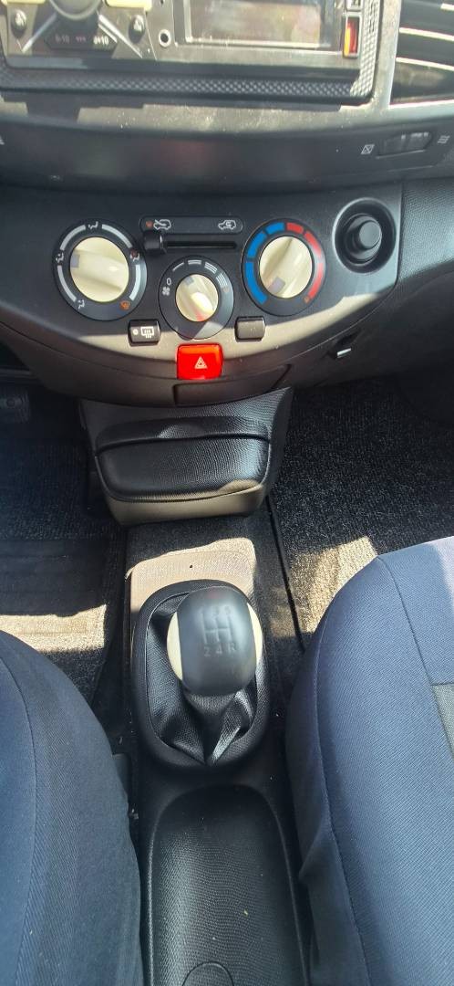 Nissan Micra 1.0 16V Femme Fatale – Obrázok 15