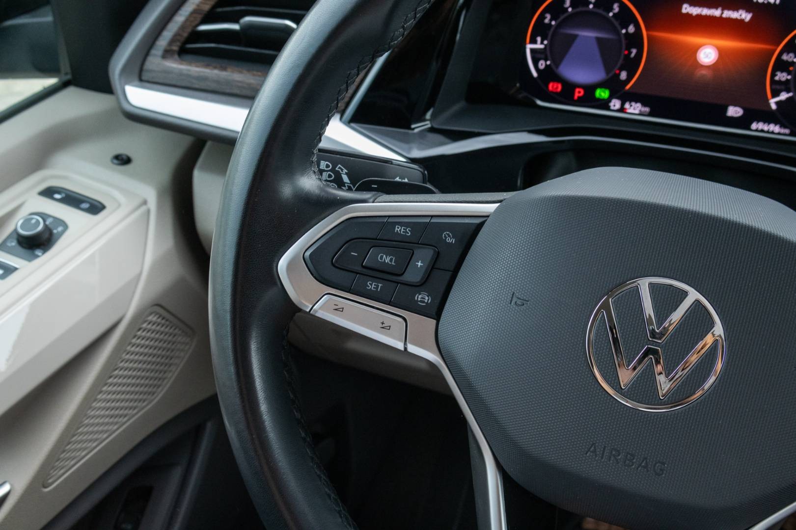 Volkswagen Multivan 2.0 TSI Style / NEBÚRANÉ / PPF – Obrázok 18