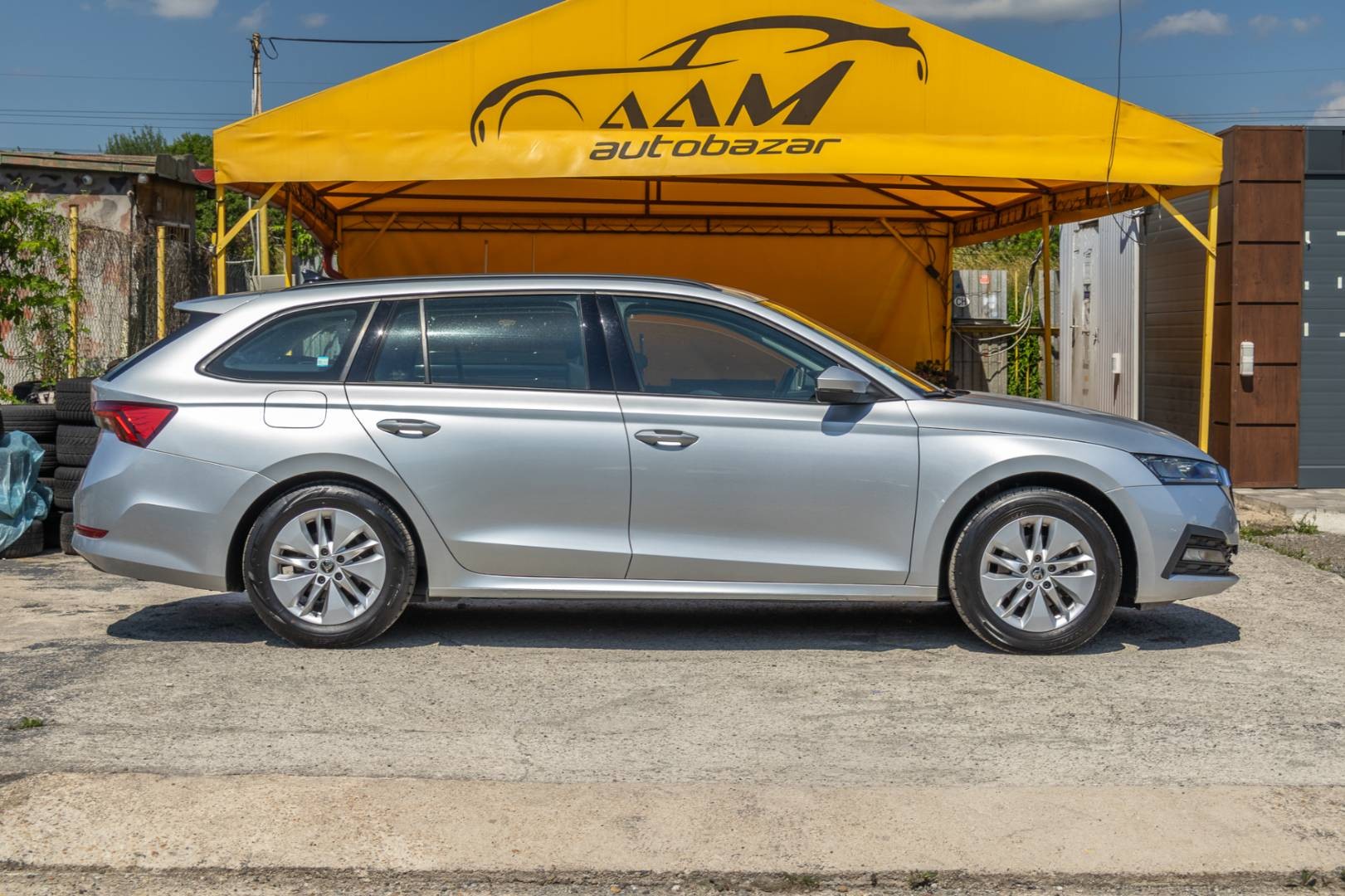 Škoda Octavia Combi 2.0 TDI SCR Ambition – Obrázok 4