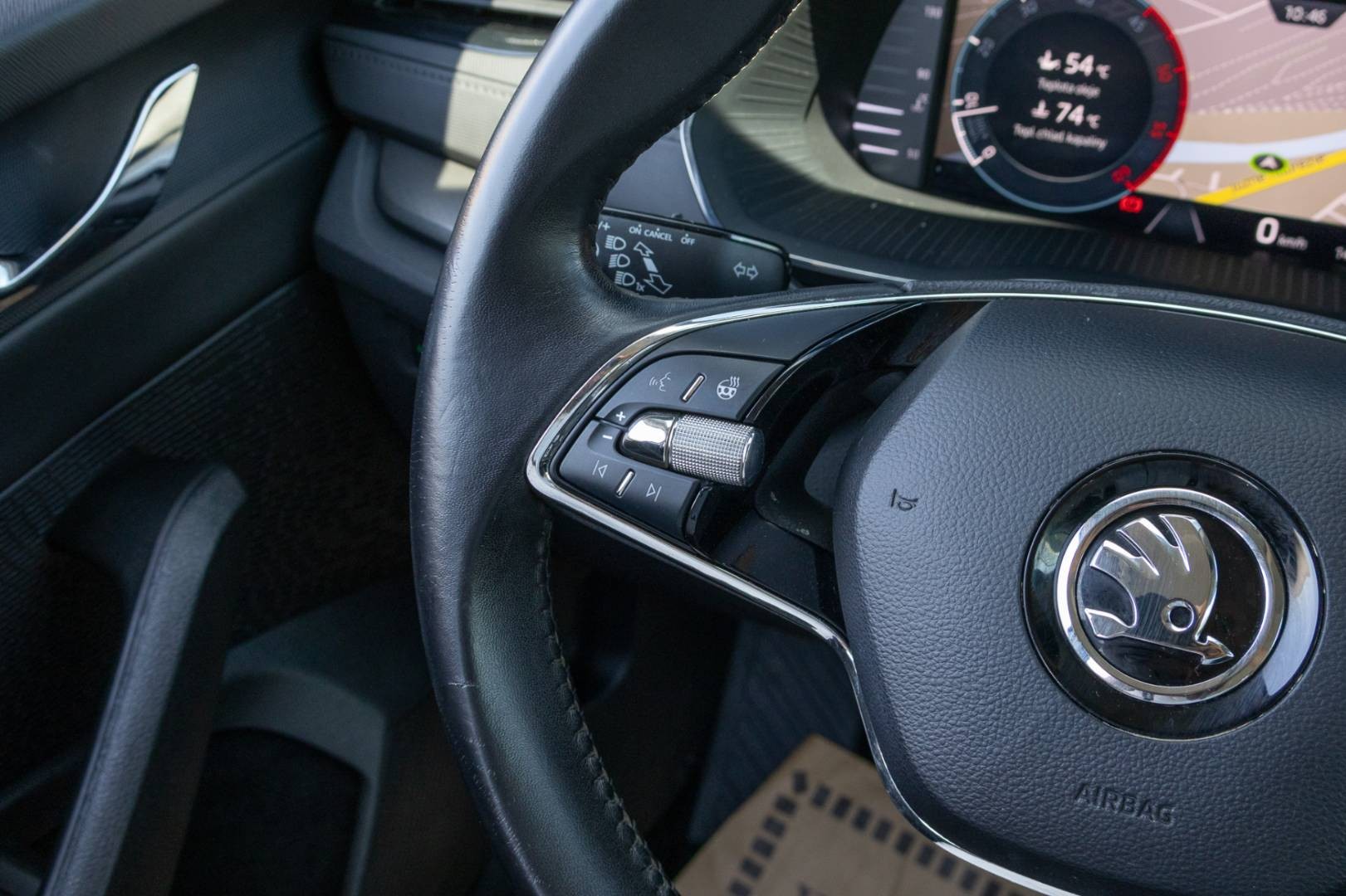 Škoda Octavia Combi 2.0 TDI SCR Ambition – Obrázok 15