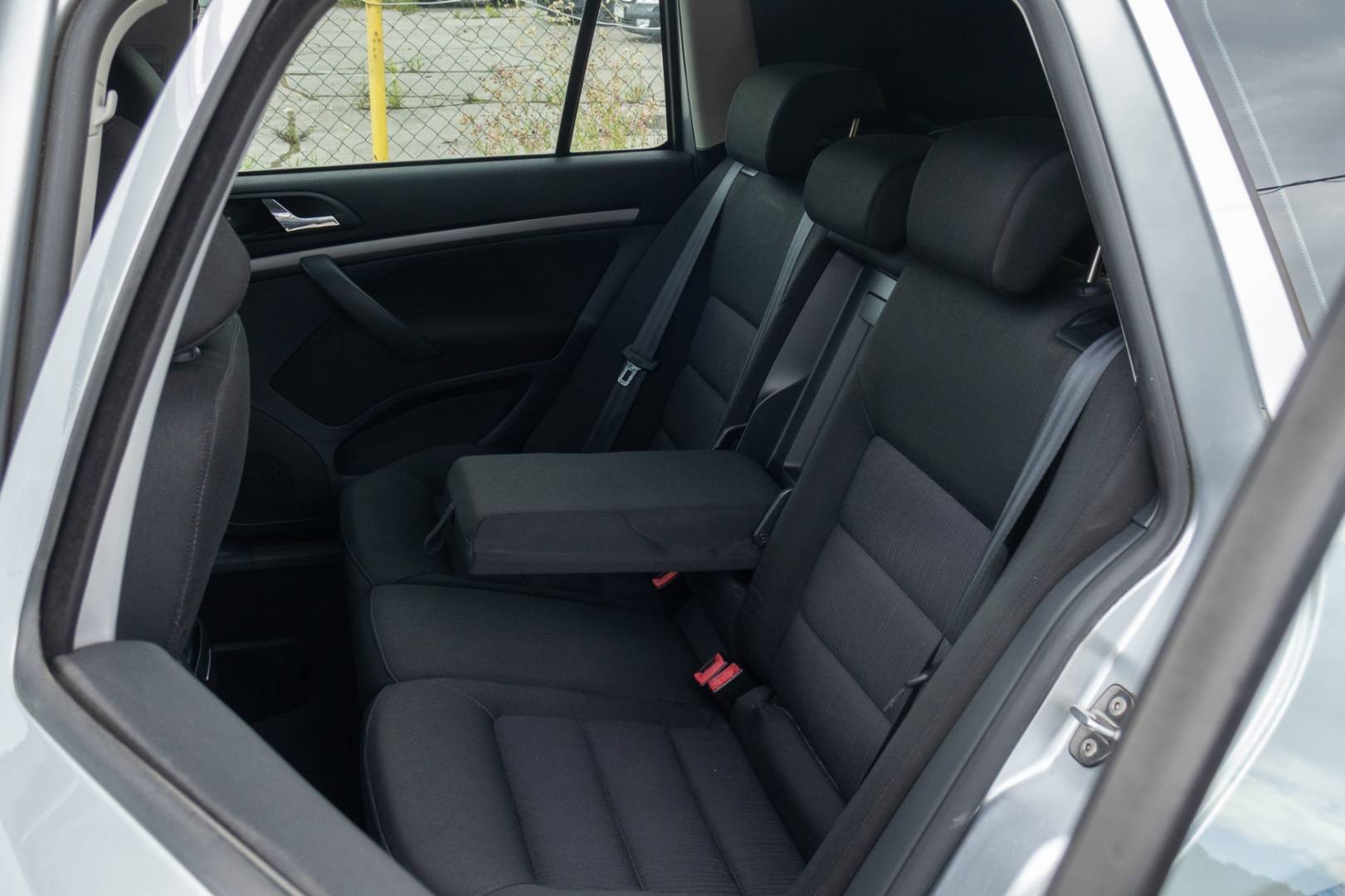 Škoda Octavia Combi 1.9 TDI Elegance – Obrázok 10