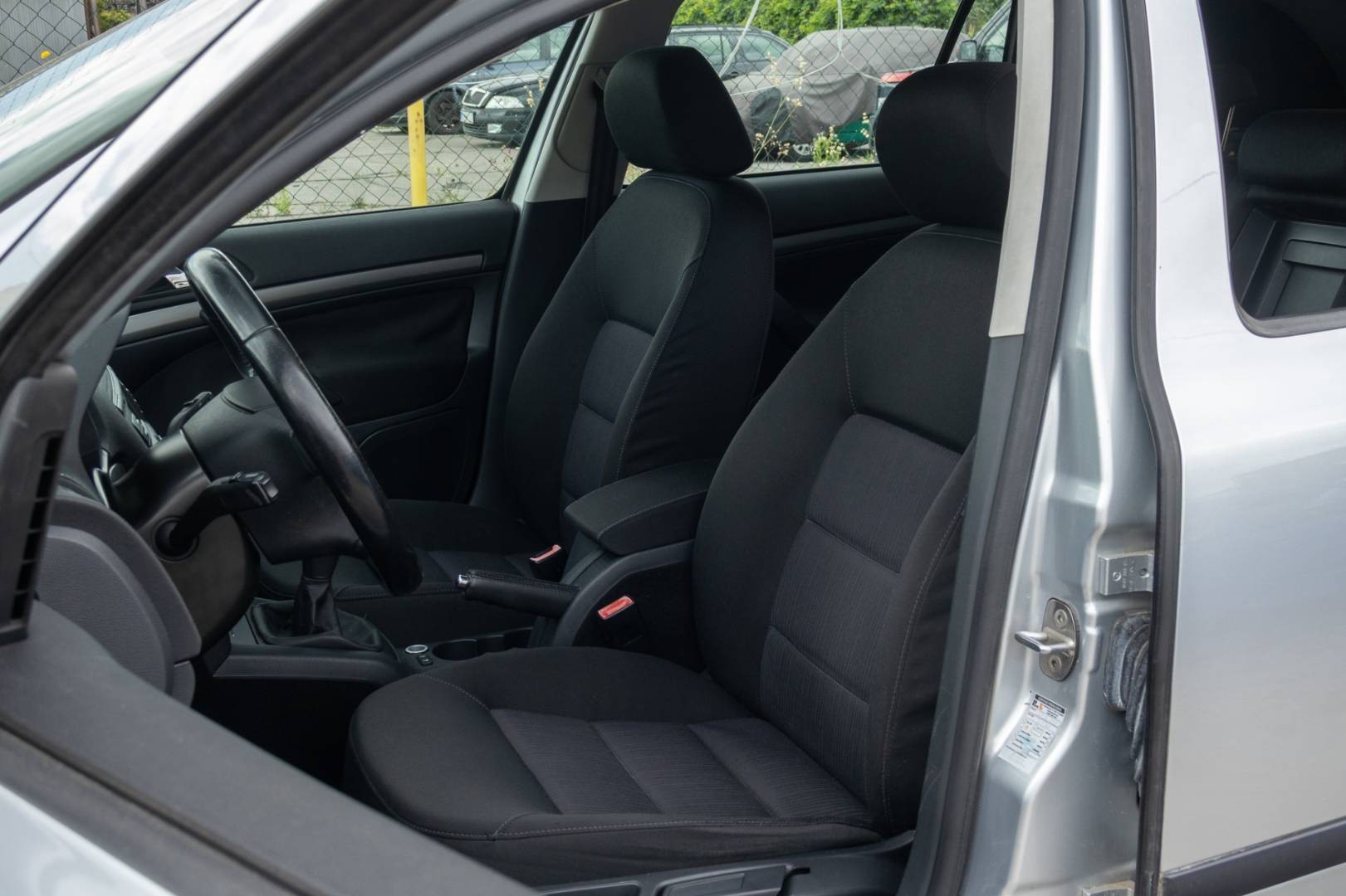 Škoda Octavia Combi 1.9 TDI Elegance – Obrázok 11