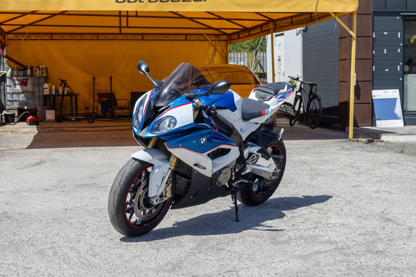 BMW S 1000 RR MAX VÝBAVA / PO SERVISE / TRIKOLORA – Obrázok 2