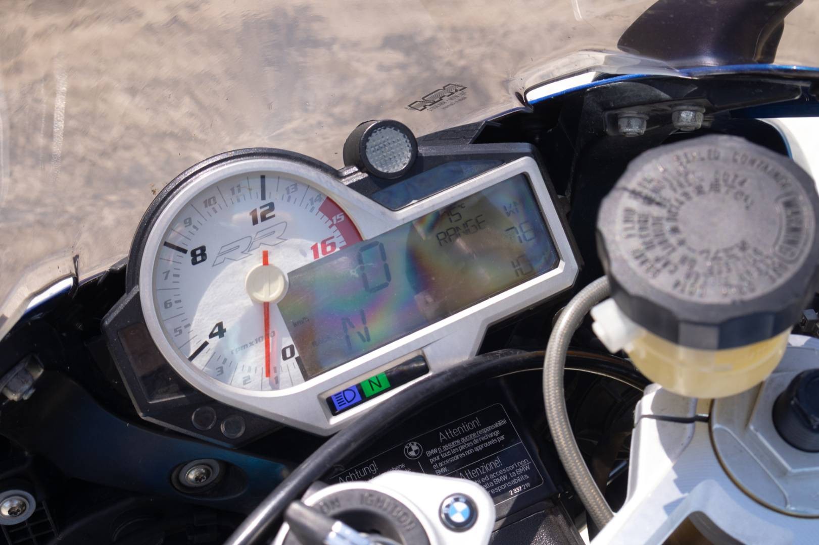 BMW S 1000 RR MAX VÝBAVA / PO SERVISE / TRIKOLORA – Obrázok 9