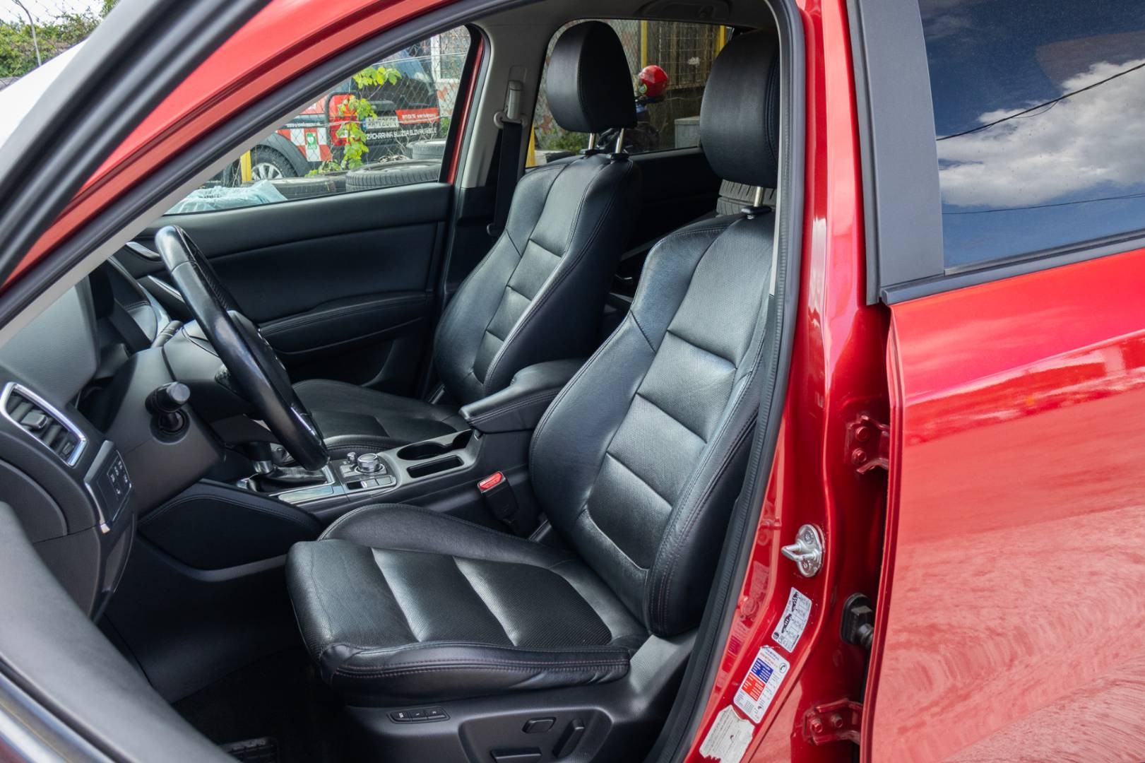Mazda CX-5 2.2 Skyactiv-D AWD Revolution TOP A/T – Obrázok 11