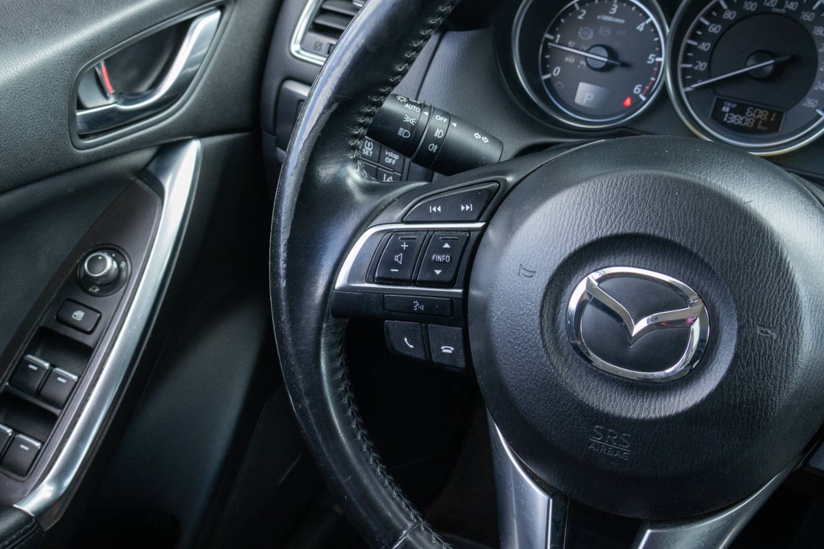 Mazda CX-5 2.2 Skyactiv-D AWD Revolution TOP A/T – Obrázok 17
