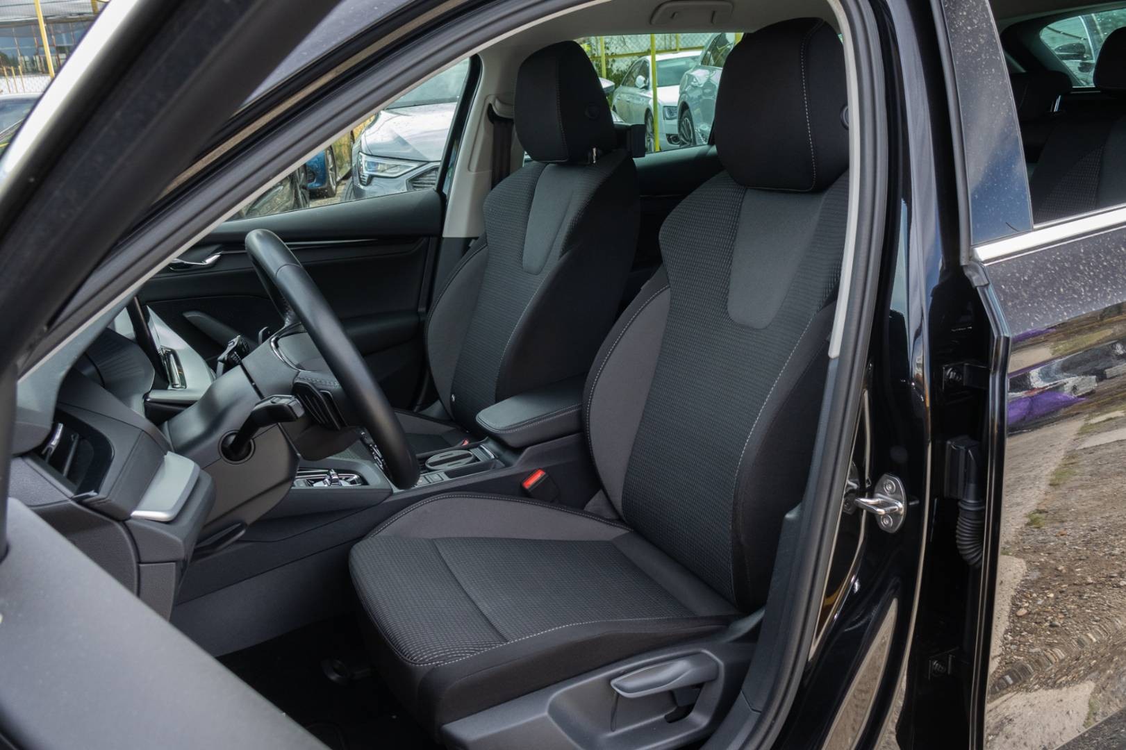 Škoda Octavia Combi 2.0 TDI SCR Clever DSG – Obrázok 11