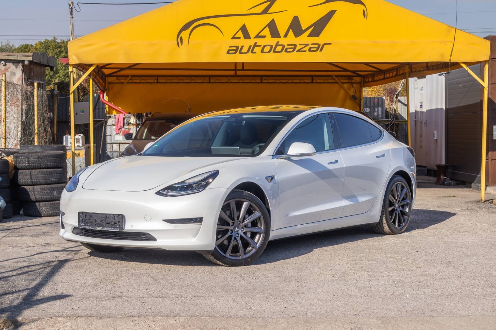 Tesla Model 3 SR PLUS